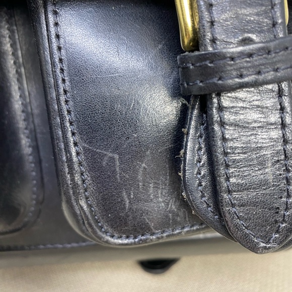 GABAHN VINTAGE BLACK GENUINE LEATHER MESSENGER BAG/BACKPACK - Picture 12 of 14